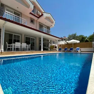 https://villa-sunrise.aegeanhotels.net